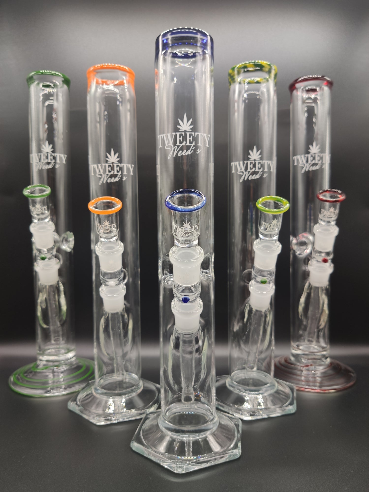 Bongs & Pipes